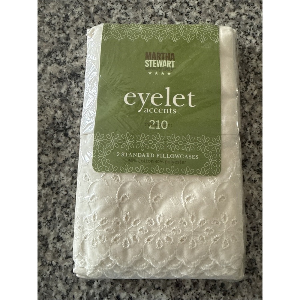 Martha Stewart 2 Pk Standard Ivory 20X26 Pillowcases 210 TC Cotton/poly VTG